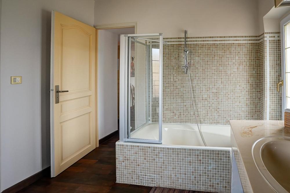La Chaumiere, Demeure D'Hotes Lauris Exteriör bild